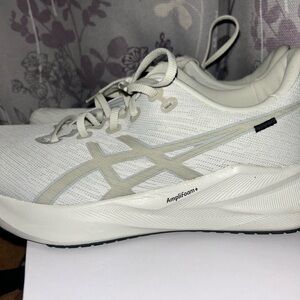 Asics Versablast 4